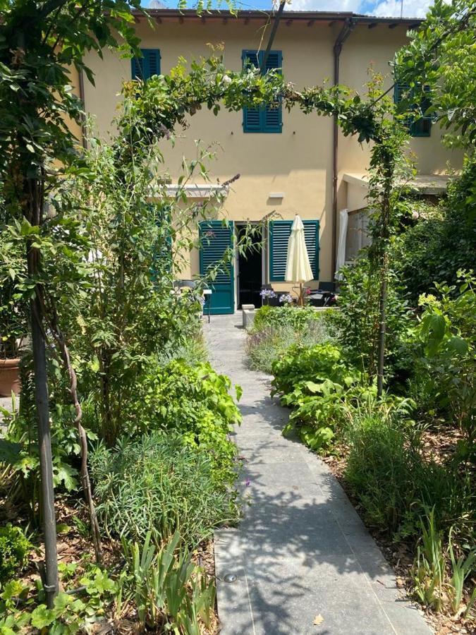 Charming Apt In San Frediano Apartamento Florença Exterior foto